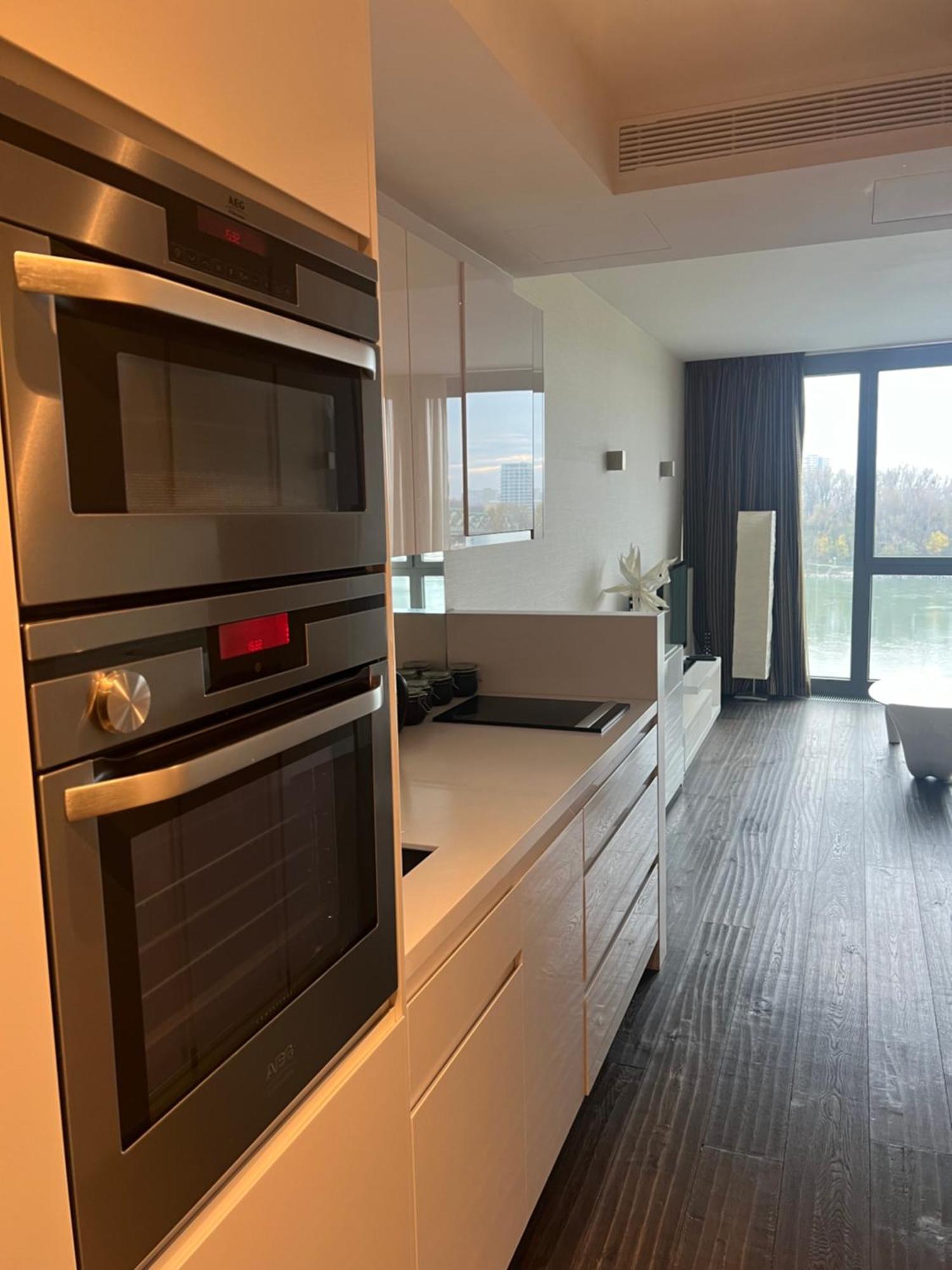 Elite River View Apartmán *